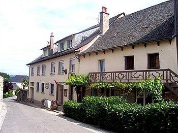 Hotel Le Relais Du Coustoubi Campouriez Екстериор снимка