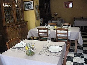 Hotel Le Relais Du Coustoubi Campouriez Екстериор снимка