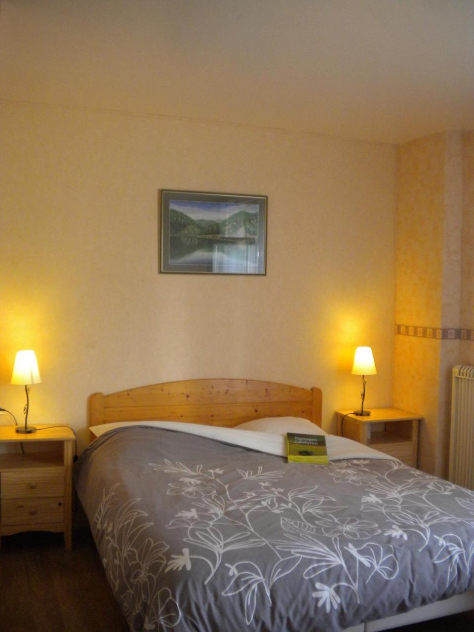 Hotel Le Relais Du Coustoubi Campouriez Екстериор снимка